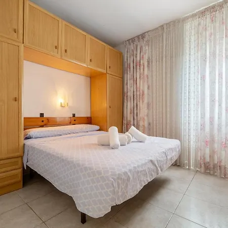 Apartment Hauzify I Apartament Canigo *